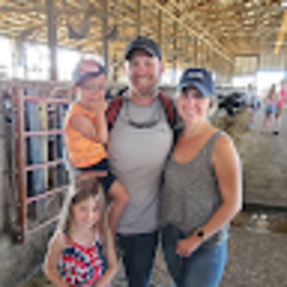 Meet your Posher, Bethany - Picture 1 of 1